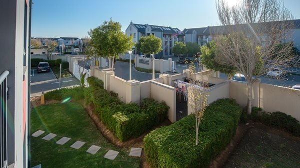 2 Bedroom Property for Sale in Buh Rein Estate Western Cape